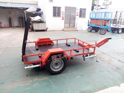 1.5噸機(jī)器人用ATV工具拖車(chē)3I.jpg