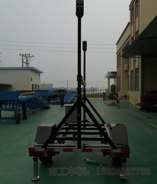 簡易流動(dòng)廣告宣傳車4.jpg