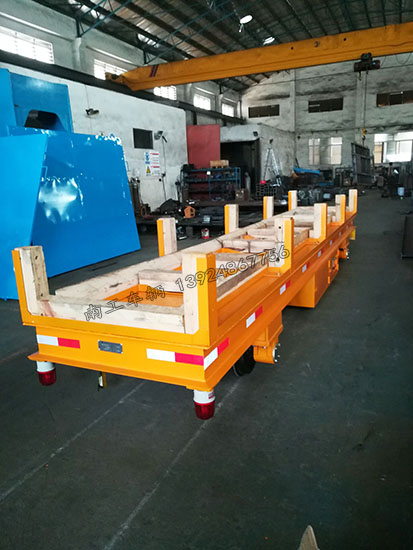 12噸電動(dòng)軌道車(chē)2 I.jpg