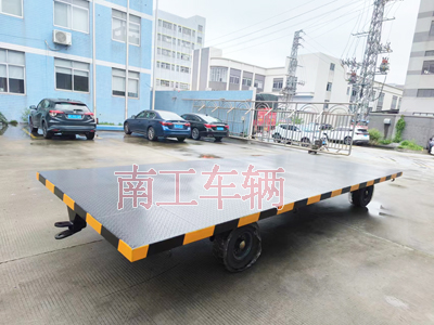 6噸牽引平板拖車(chē) 工業(yè)全掛拖車(chē)3I.jpg