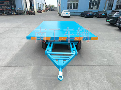 9噸平板拖車無動(dòng)力牽引工具拖車I.jpg